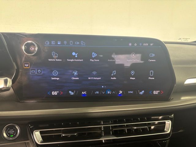 Used 2024 Chevrolet Traverse SUV