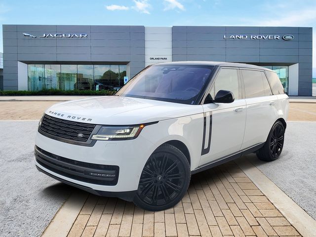 2023 Land Rover Range Rover P400 SE LWB AWD