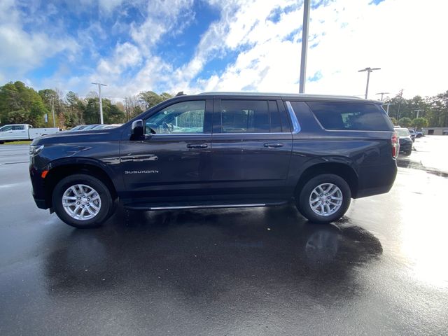 2023 Chevrolet Suburban LT 2