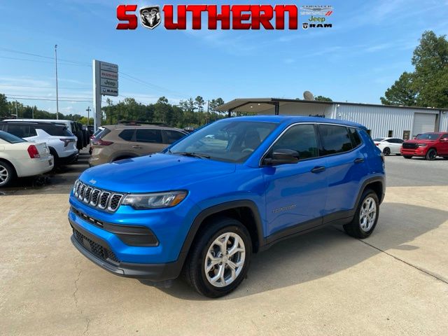 Hydro Blue Pearlcoat 2024 Jeep Compass SUV / Crossover Four-Wheel Drive 8-Speed Automatic