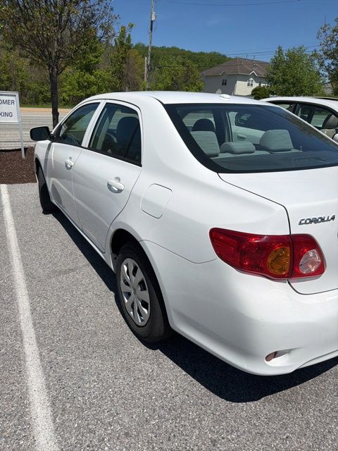 2010 Toyota Corolla LE - 2