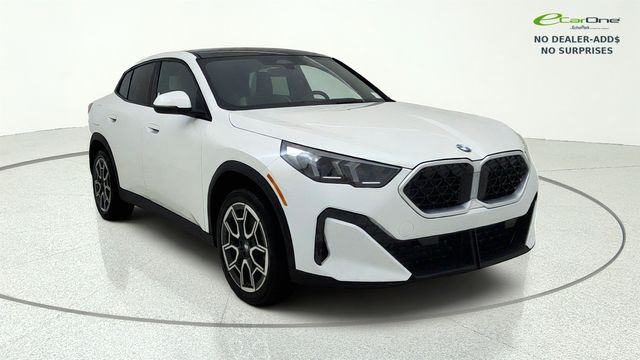 Mineral White Metallic 2026 BMW X2 SUV / Crossover All-Wheel Drive 7-Speed Automatic