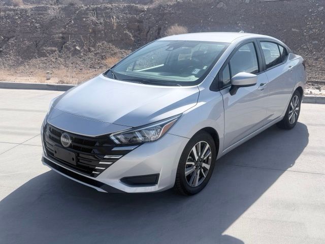 Brilliant Silver Metallic 2024 Nissan Versa Sedan Front-Wheel Drive Continuously Variable Transmission