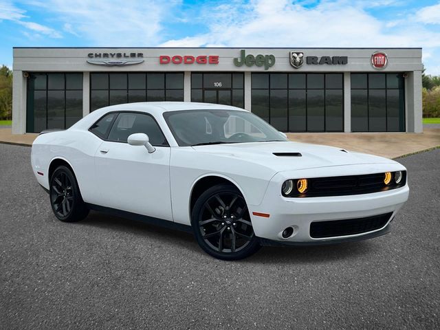 2023 Dodge Challenger SXT RWD