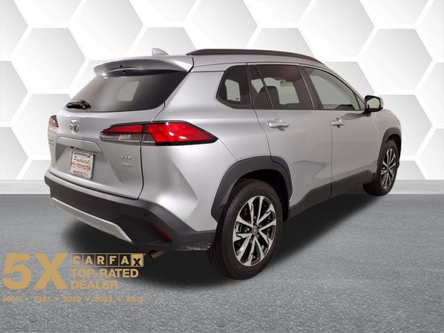 2022 Toyota Corolla Cross XLE photo