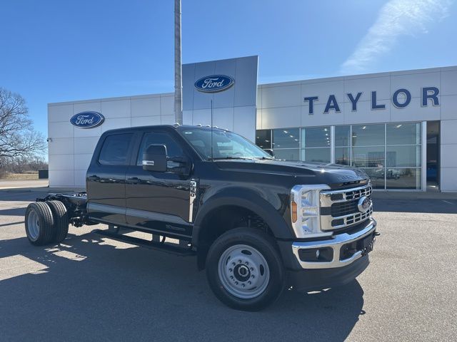New 2026 Ford F-550SD Image