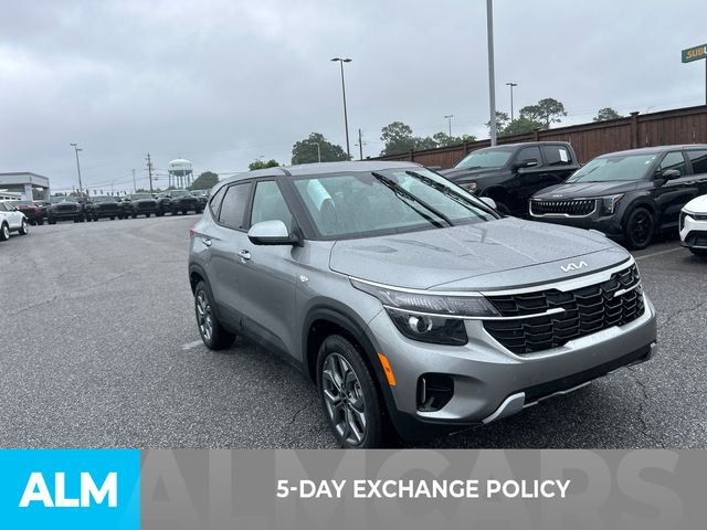 Used 2026 Gray Kia LX image 3