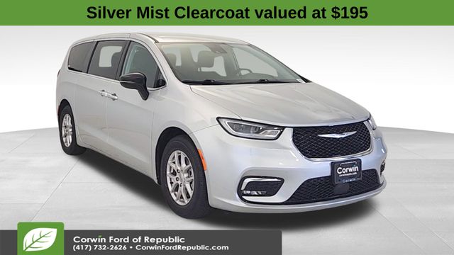 2024 Chrysler Pacifica Touring L FWD