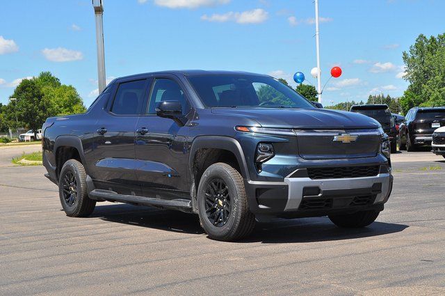 Silver (Smoke Metallic) 2025 Chevrolet Silverado EV LT Crew Cab e4WD Pickup Truck All-Wheel Drive 1-Speed Automatic