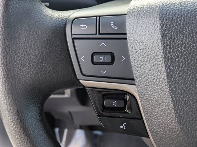 2025 Toyota Camry LE - Photo 20