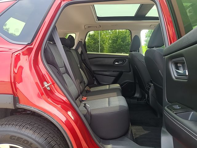 Used 2025 Nissan Rogue SUV