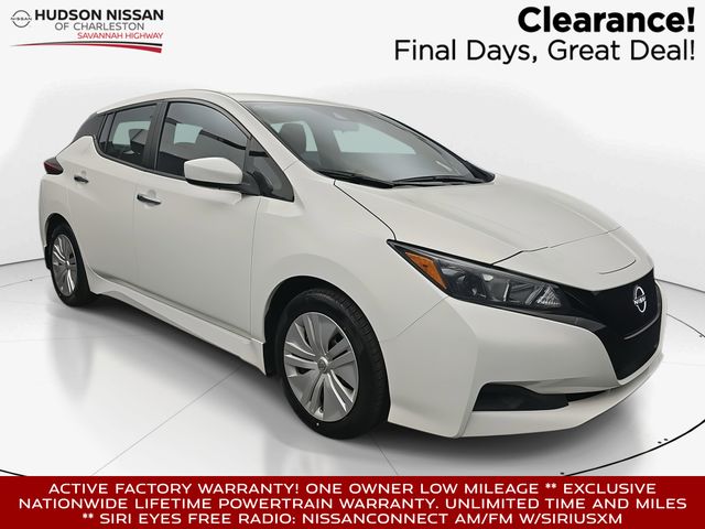Glacier White 2024 Nissan LEAF S FWD Hatchback Front-Wheel Drive Automatic