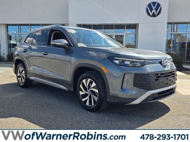 Gray 2025 Volkswagen Tiguan S FWD SUV / Crossover Front-Wheel Drive 8-Speed Automatic