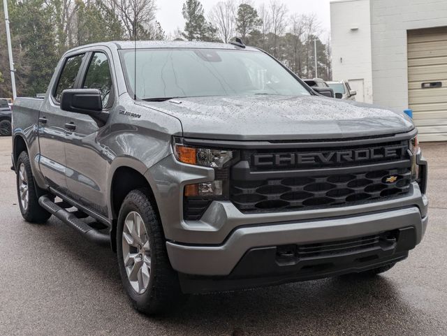 2025 Chevrolet Silverado 1500 Custom photo