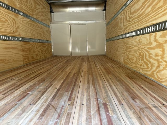 New 2027 White Ford 16FT BOX/LIFTGATE image 16
