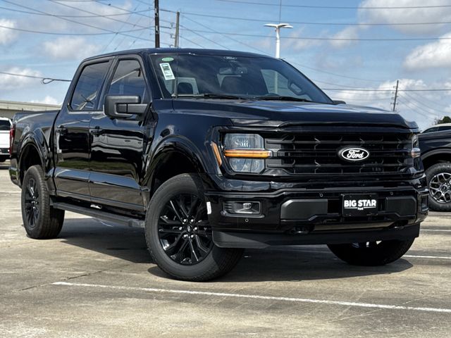 New 2026 Black Ford XLT image 2