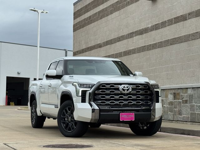 2025 Toyota Tundra Hybrid Platinum