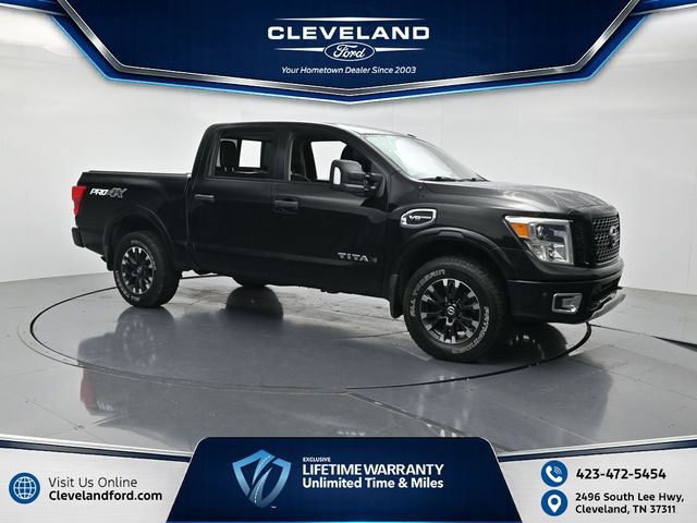 2017 Nissan Titan PRO-4X Crew Cab 4WD