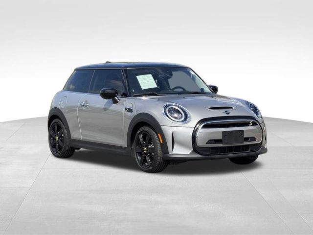 Silver 2024 MINI Cooper SE 2-Door Hatchback FWD Hatchback Front-Wheel Drive 1-Speed Automatic