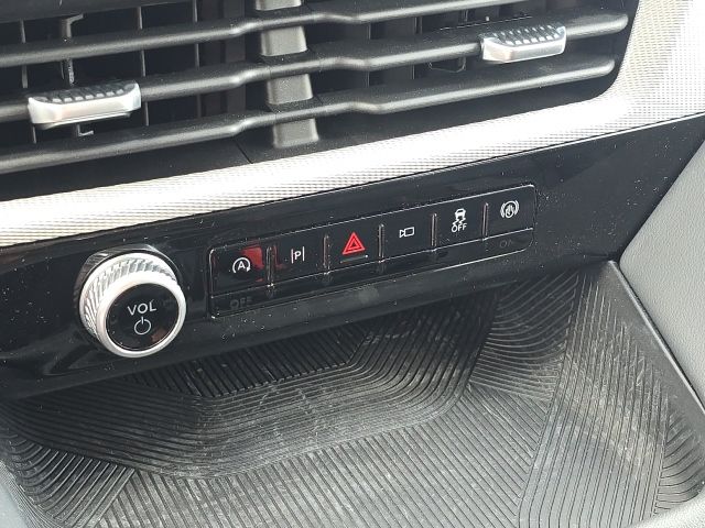 2025 Ford Explorer Active:B02488