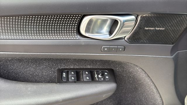 used 2021 Volvo XC40 Recharge Pure Electric car, priced at $22,700