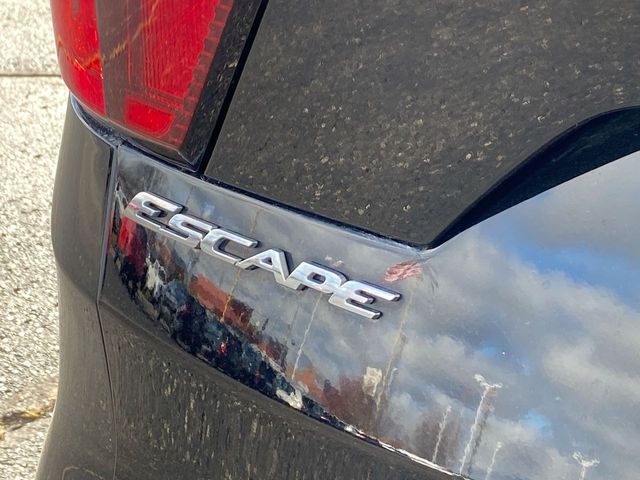 2019 Ford Escape SEL 30