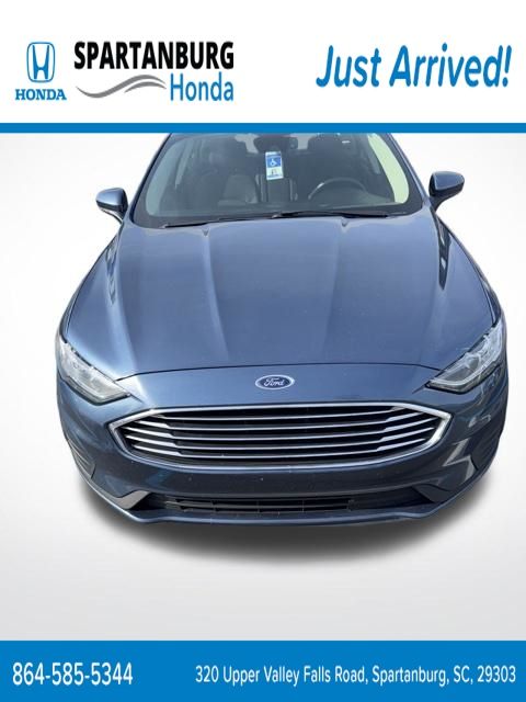 Blue 2019 Ford Fusion SE Sedan Front-Wheel Drive 6-Speed Automatic