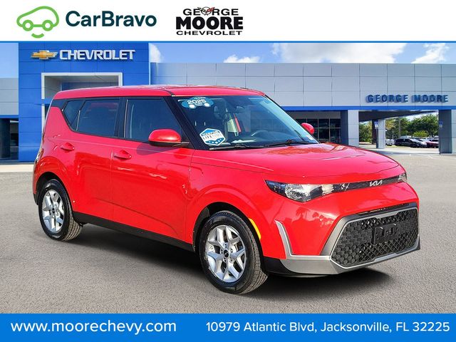 Inferno Red 2025 Kia Soul LX FWD SUV / Crossover Front-Wheel Drive Continuously Variable Transmission
