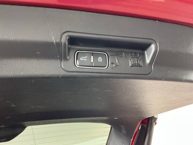 Used 2022 Red Ford Limited image 36