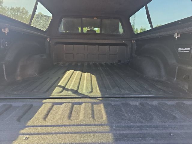 Used 2022 Diamond Black Ram Laramie image 13