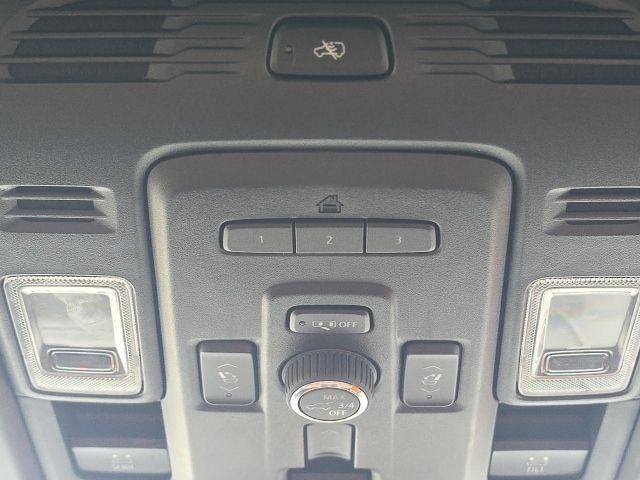 Photo of 2023 GMC Yukon XL Denali Ultimate in Dallas, GA - 44,  2023 GMC Yukon XL Denali Ultimate:C02355