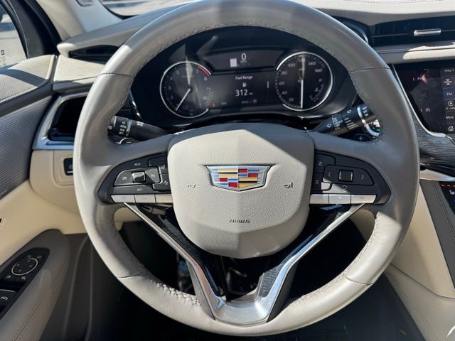 2024 Cadillac XT6 Premium Luxury 4