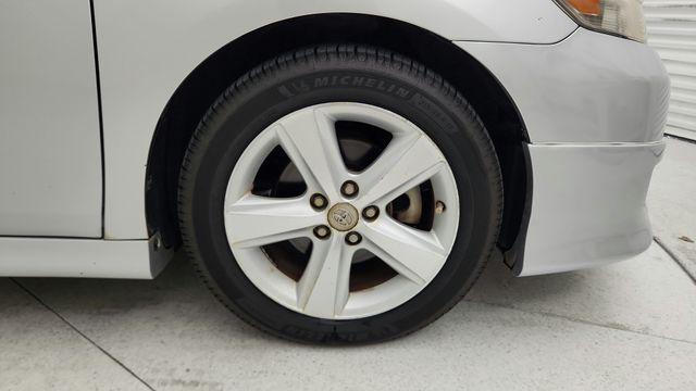 2011 Toyota Camry SE Silver at Emmons Autoplex