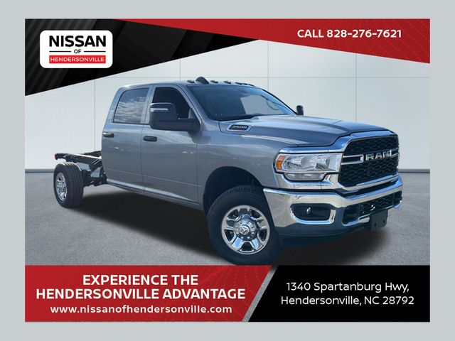2023 RAM 3500 Chassis Tradesman Crew Cab 10000 GVWR LB 4WD
