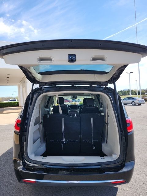 Used 2023 Black Chrysler Limited image 36