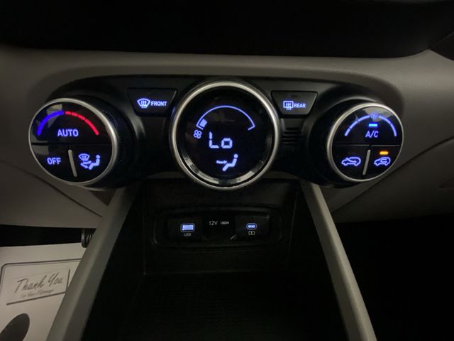 Used 2024 Gray Hyundai SEL image 18