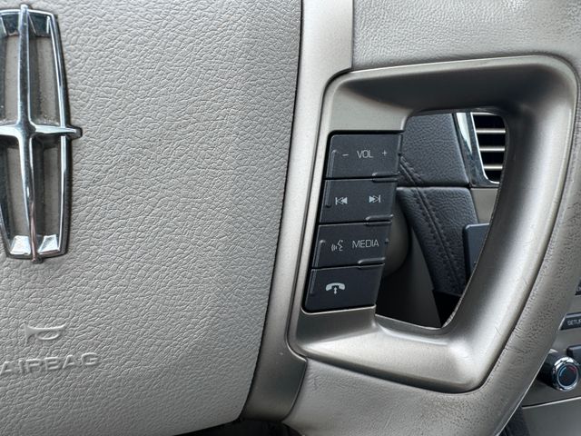 2012 Lincoln MKT EcoBoost 40