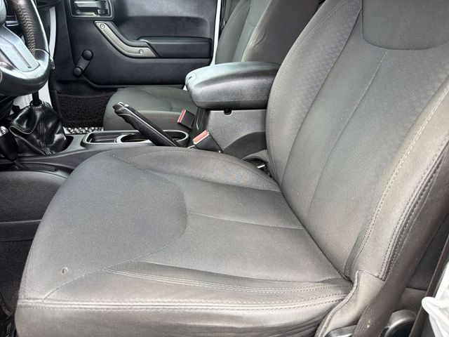 Used 2017 White Jeep Sport image 21