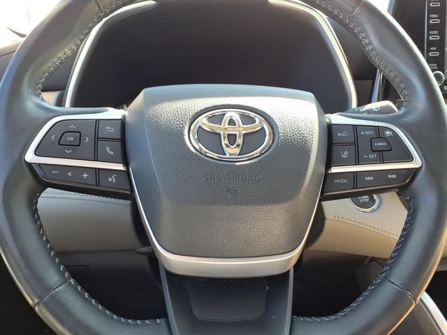 Used 2022 Toyota Highlander SUV