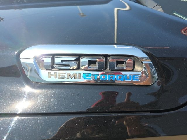 2021 Ram 1500 Big Horn/Lone Star - Diamond Black Crystal Pearlcoat exterior view 13