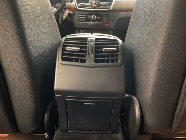 2011 Mercedes-Benz E 350 thumbnail 34