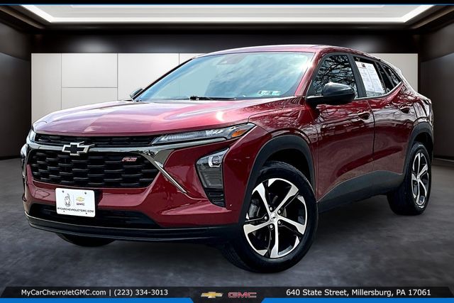 Red (Crimson Metallic) 2024 Chevrolet Trax RS with 1RS FWD SUV / Crossover Front-Wheel Drive 6-Speed Automatic
