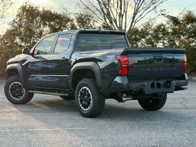 2025 Toyota Tacoma TRD Off Road - Photo 5