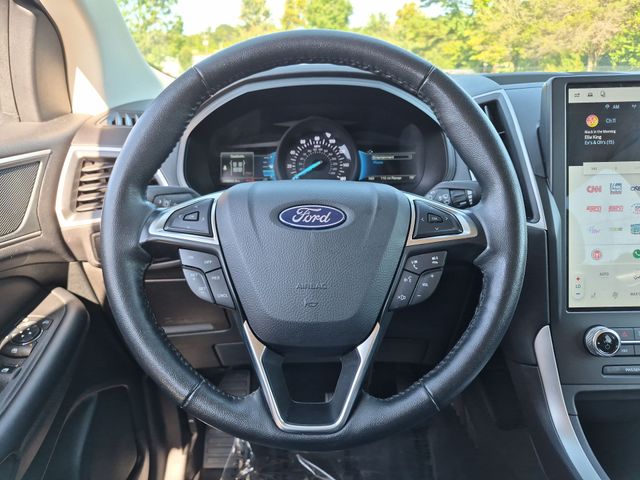 Used 2024 White Ford SEL image 31