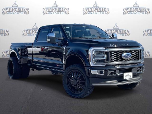 Black Metallic 2026 Ford F-450 Super Duty Platinum Crew Cab LB DRW 4WD Pickup Truck Four-Wheel Drive Automatic