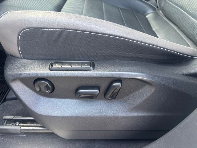 Used Car 2022 Volkswagen Atlas Cross Sport  3.6l V6 Sel Premium R-line For Sale Under $30,000 In San Antonio, Texas