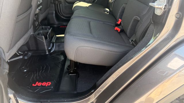 Used 2020 Jeep Wrangler SUV