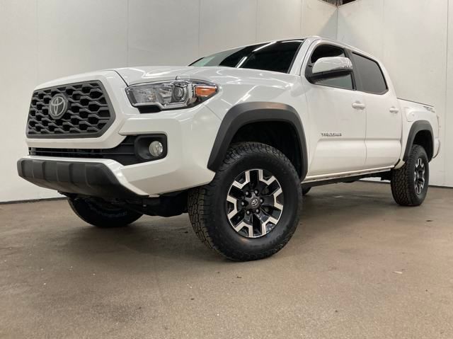 2023 Toyota Tacoma TRD Off-Road photo