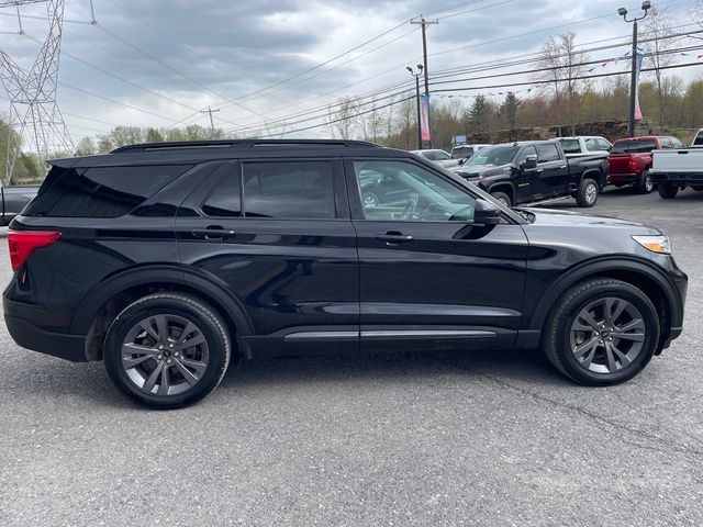 2023 Ford Explorer XLT - Agate Black Metallic exterior view 8