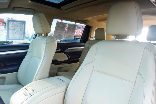 used 2015 Toyota Highlander car, priced at $15,955